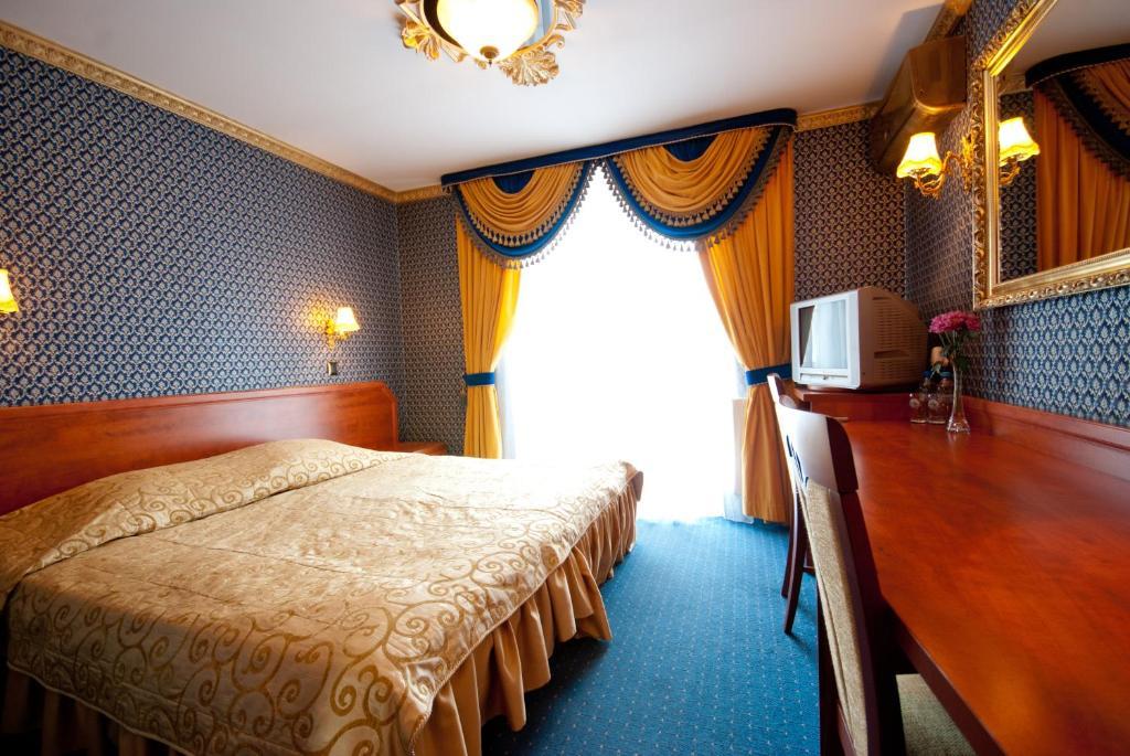 Hôtel Palac Royal à Rzeszów Chambre photo
