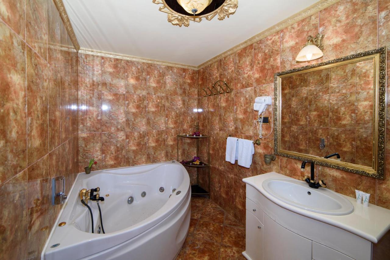 Hôtel Palac Royal à Rzeszów Chambre photo